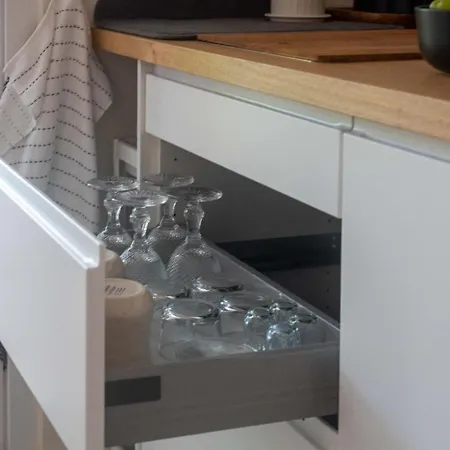 The 98 Place * كاركافيلو