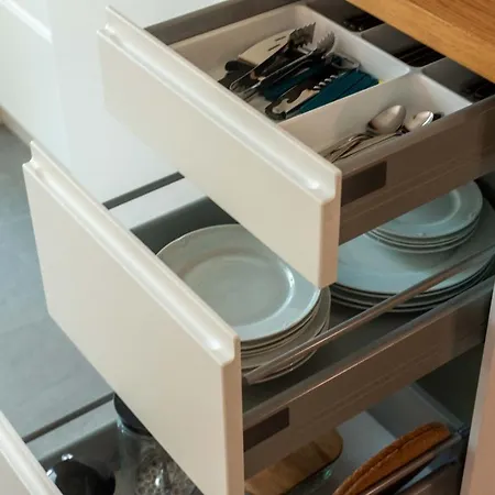 The 98 Place Appartamento Carcavelos (Lisbon)