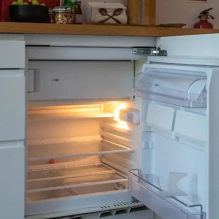 The 98 Place Carcavelos (Lisbon)