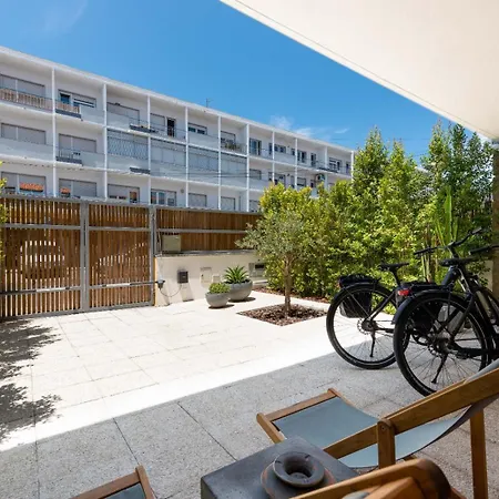 The 98 Place * Carcavelos (Lisbon)